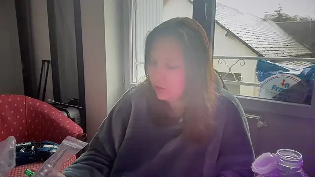 minette-sexy's cam snapshot