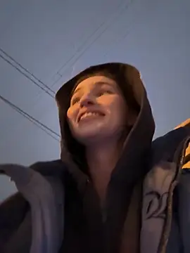 SnappyHappy's cam snapshot