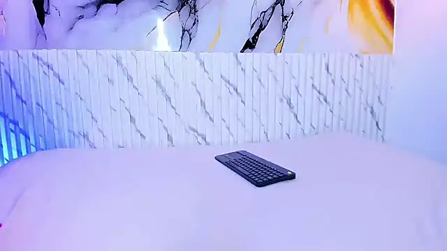 JackeOwens live sex cam