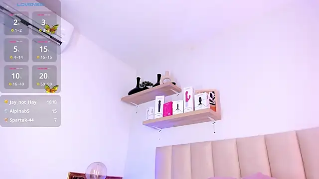 Emely_Deluxe's cam snapshot