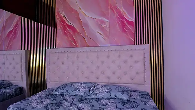 Lucy_boobss's cam snapshot