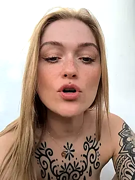 Goldi159's cam snapshot