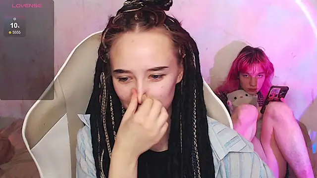 Robin_yourss's cam snapshot