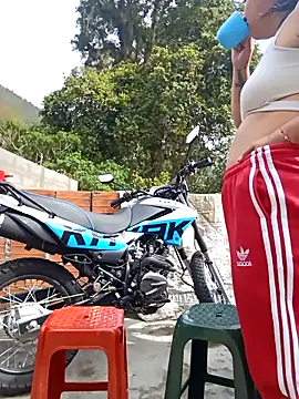 Solo_por_hobby's cam snapshot