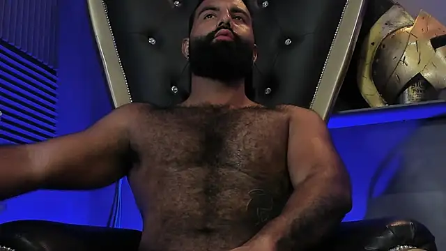 BeardAndrew live sex cam