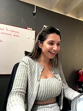 Isabella_Varella live sex cam