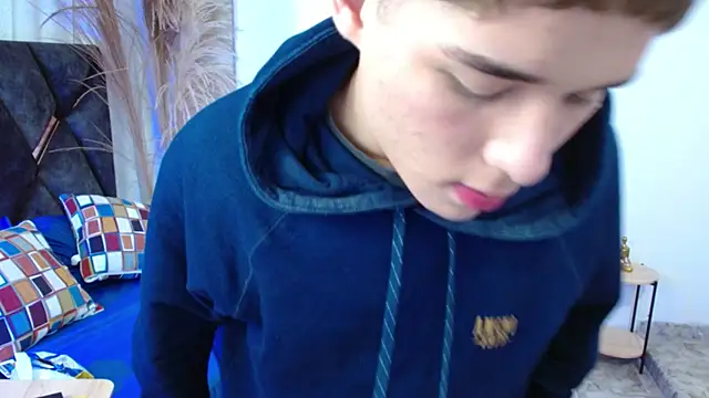 Mattass18 live sex cam