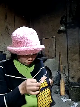 miomio-12's cam snapshot