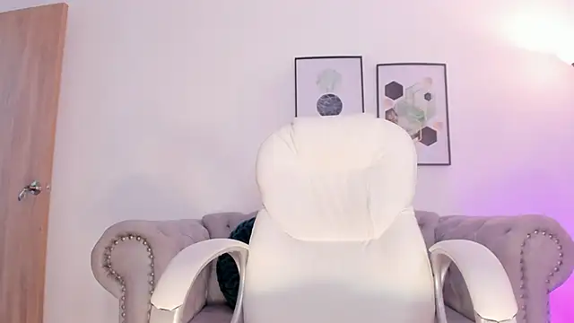 Corina_White's cam snapshot