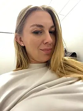 Sweet___Emily live sex cam