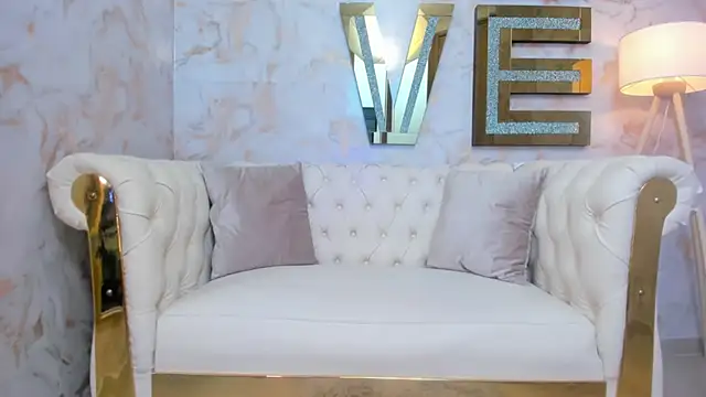 hanna_slut_'s cam snapshot