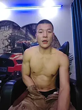 AAASuck live sex cam