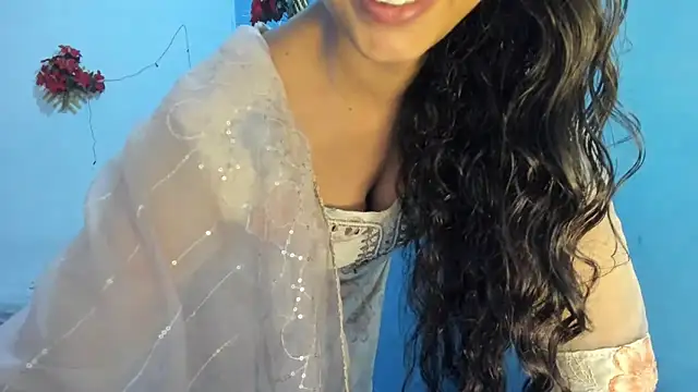 aarjulove's cam snapshot