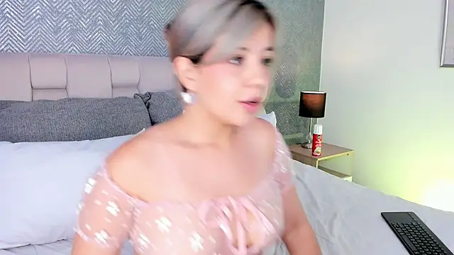 ah_mara_'s cam snapshot