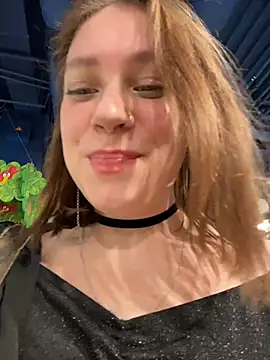 lucy-joy live sex cam