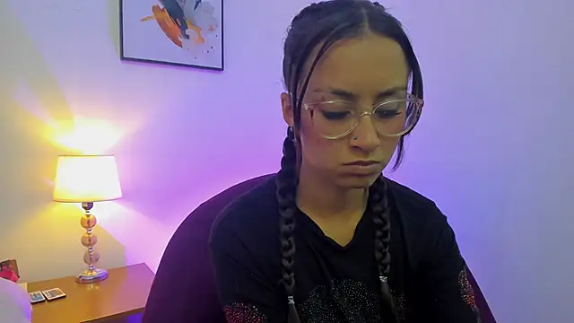 bravepetunia's cam snapshot