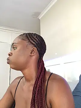 LuciousLips96's cam snapshot