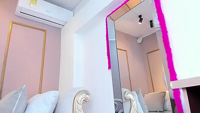 ZoeySnow's cam snapshot