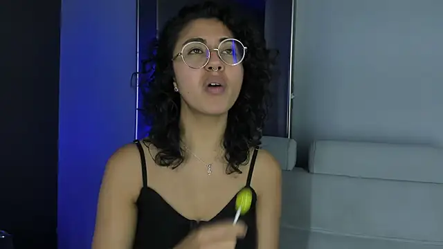 Amareto_'s cam snapshot