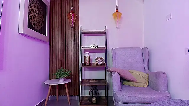 Coral_Lise live sex cam