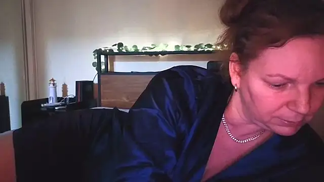 AussieKittyPurr live sex cam