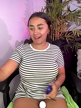 michell_boobs_'s cam snapshot