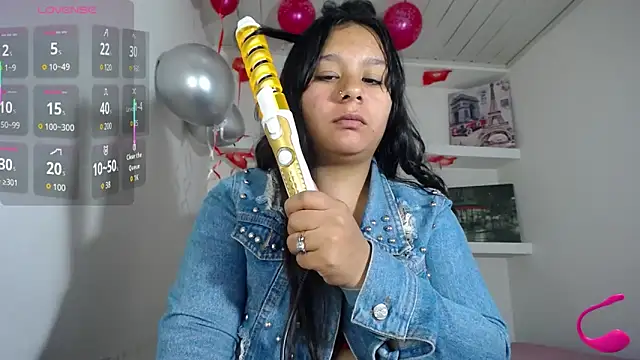 Charis_21's cam snapshot