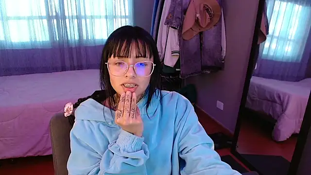 val_azuna1's cam snapshot