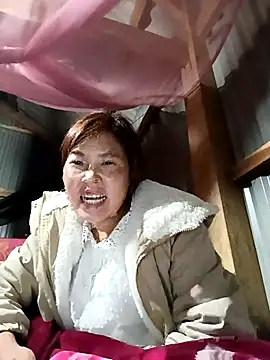 Lolomty's cam snapshot