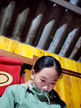 gio-thu live sex cam