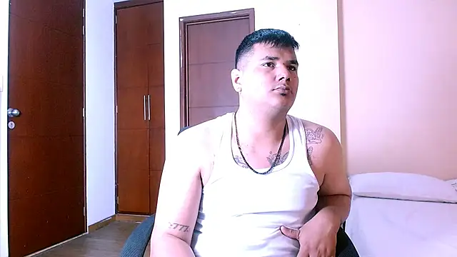 KingMoreno1 live sex cam