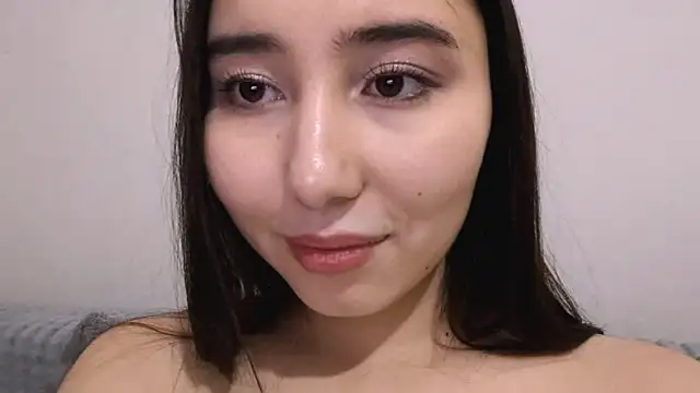 Alice_puff live sex cam