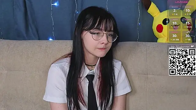 BereniceBattersby live sex cam