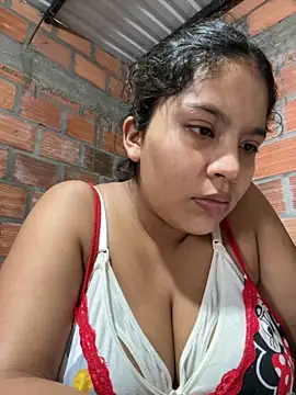moncerrat_luna live sex cam