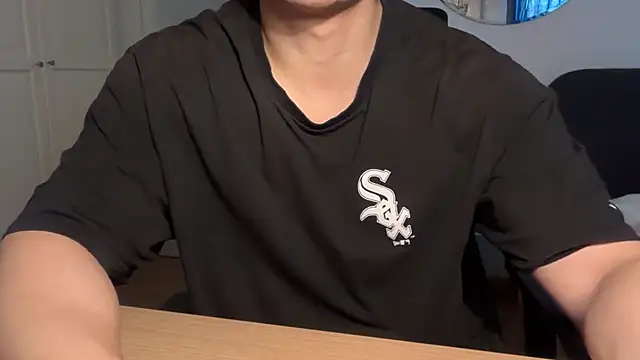 jungcock3210 live sex cam