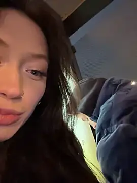 SnappyHappy live sex cam