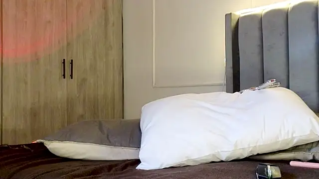 Ice_Princess_ live sex cam