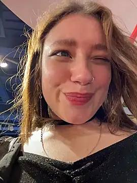 lucy-joy live sex cam