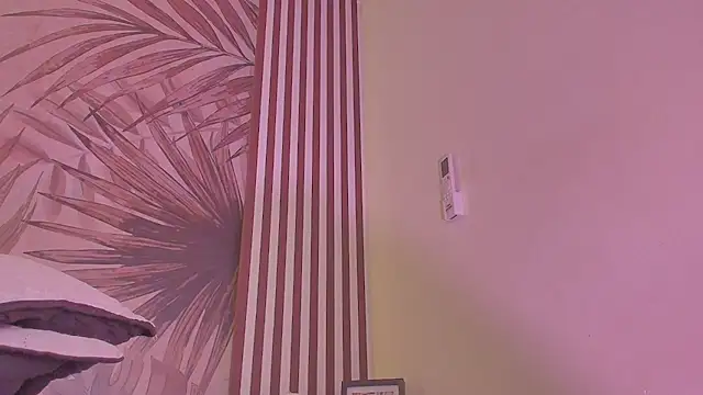 Samaantha-White's cam snapshot