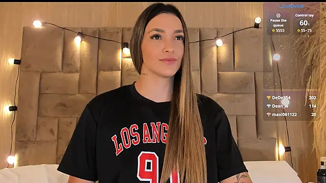 ClaradelMar live sex cam