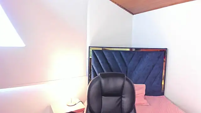 AlexaLaenz's cam snapshot