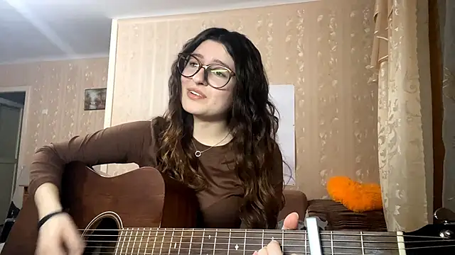 DonnieBooton live sex cam