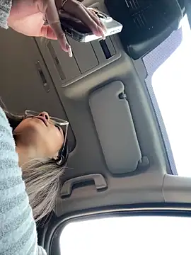 Isabella_Varella live sex cam