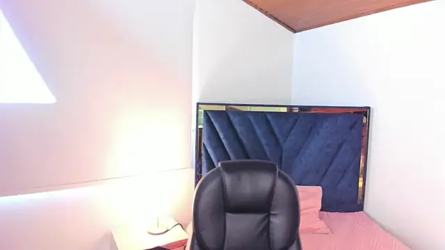 AlexaLaenz's cam snapshot