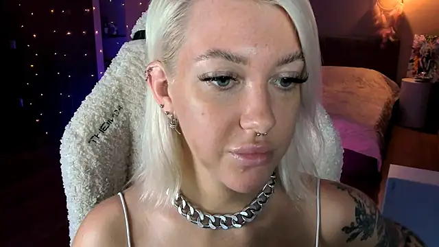 tykioty_Miley live sex cam