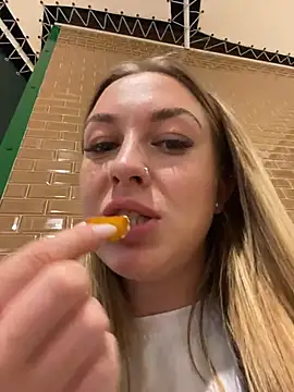 Sweet___Emily live sex cam