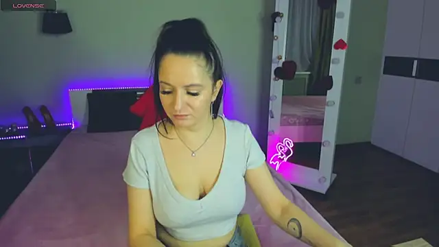 AngellLika live sex cam