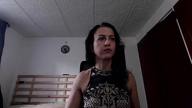 rose_more__'s cam snapshot