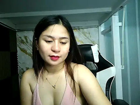 Mia_2022 live sex cam