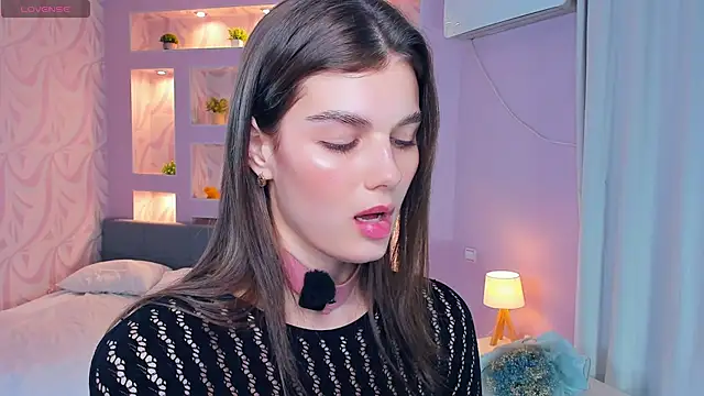 FloraDobb live sex cam